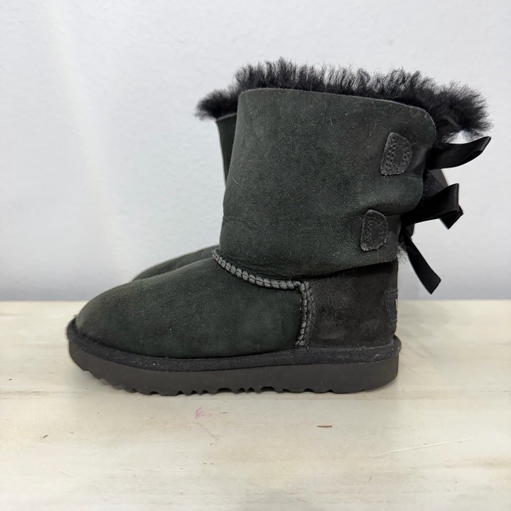 UGG Black Suede Bailey Box Boots Size 11